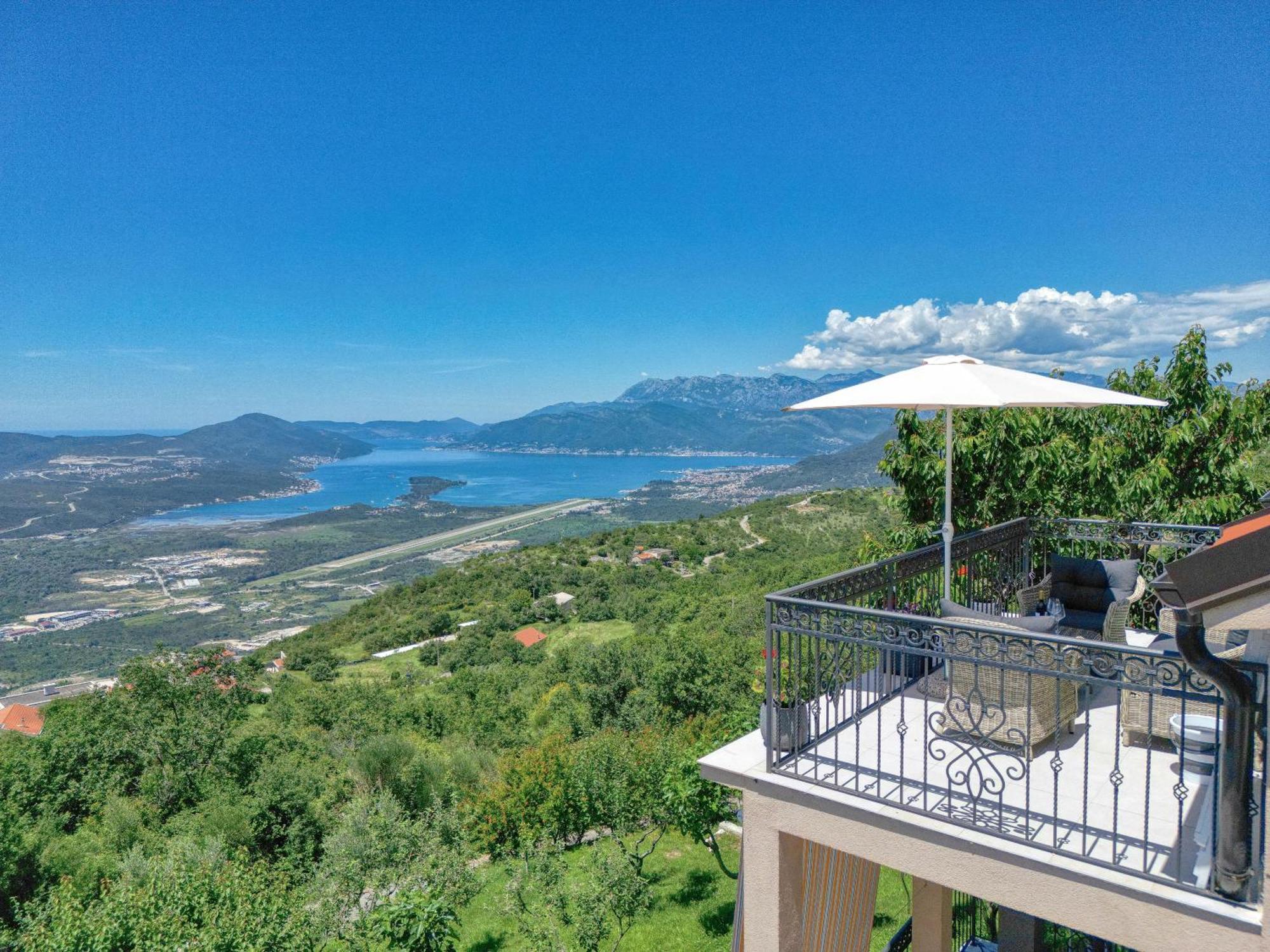 Apartment Paradise Kotor Exteriör bild
